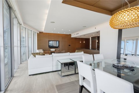 Condo in Miami, Florida, 3 bedrooms № 2185550 - photo 14