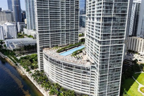 Condo in Miami, Florida, 3 bedrooms № 2185550 - photo 3