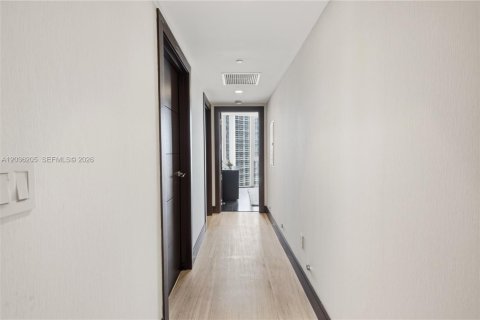 Condo in Miami, Florida, 3 bedrooms № 2185550 - photo 27