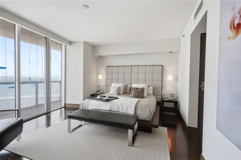 Condo in Miami, Florida, 3 bedrooms № 2185550 - photo 18