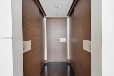 Condo in Miami, Florida, 3 bedrooms № 2185550 - photo 22
