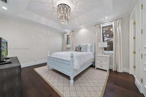 House in Jupiter, Florida 6 bedrooms, 650.41 sq.m. № 2169646 - photo 22