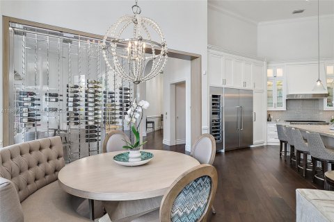 House in Jupiter, Florida 6 bedrooms, 650.41 sq.m. № 2169646 - photo 9