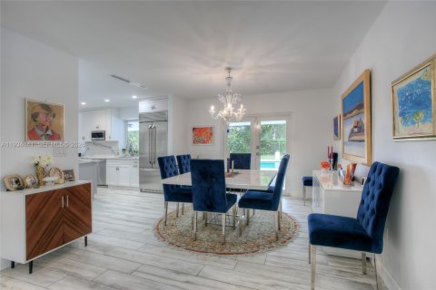 Villa ou maison à vendre à Palmetto Bay, Floride: 3 chambres, 255.95 m2 № 2000204 - photo 8