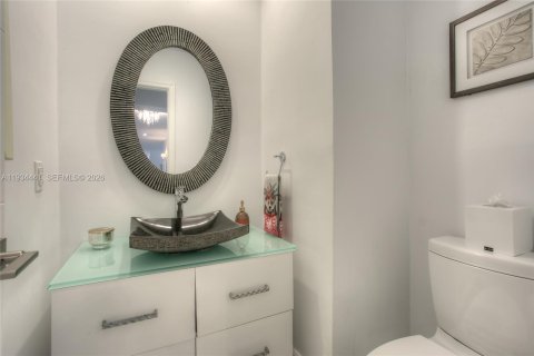 Villa ou maison à vendre à Palmetto Bay, Floride: 3 chambres, 255.95 m2 № 2000204 - photo 9