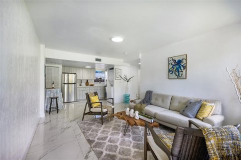 Купить коммерческую недвижимость в Сарасота, Флорида 5 спален, 208.57м2, № 2309946 - фото 3