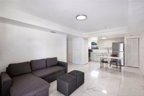 Купить коммерческую недвижимость в Сарасота, Флорида 5 спален, 208.57м2, № 2309946 - фото 20