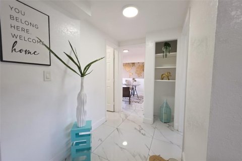 Купить коммерческую недвижимость в Сарасота, Флорида 5 спален, 208.57м2, № 2309946 - фото 10