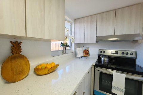 Купить коммерческую недвижимость в Сарасота, Флорида 5 спален, 208.57м2, № 2309946 - фото 6