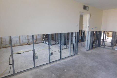 Condominio en venta en Saint Petersburg, Florida, 2 dormitorios, 96.15 m2 № 1722730 - foto 17