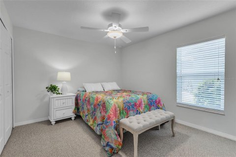 House in Palm Coast, Florida 3 bedrooms, 180.6 sq.m. № 2221913 - photo 20
