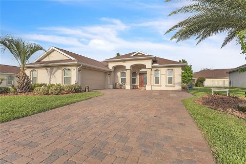 House in Palm Coast, Florida 3 bedrooms, 180.6 sq.m. № 2221913 - photo 8