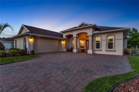 House in Palm Coast, Florida 3 bedrooms, 180.6 sq.m. № 2221913 - photo 9