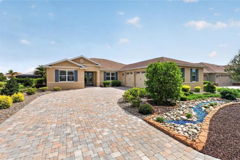 Villa ou maison à Ocala, Floride 3 chambres, 275.83 m2 № 2349150