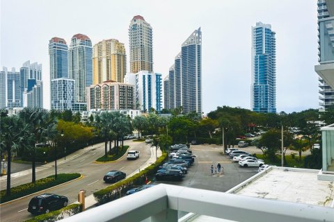 Снять в аренду кондоминиум в Санни-Айлс-Бич, Флорида 2 спальни, 114.46м2, № 2010696 - фото 16