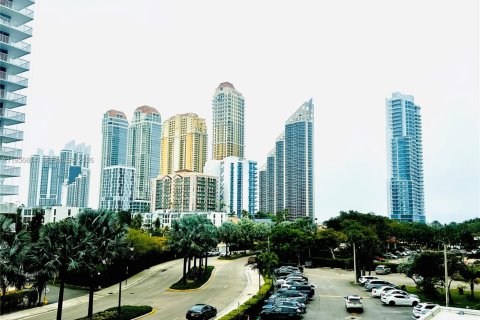 Снять в аренду кондоминиум в Санни-Айлс-Бич, Флорида 2 спальни, 114.46м2, № 2010696 - фото 14