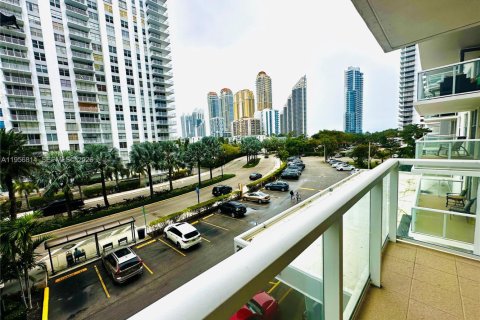 Снять в аренду кондоминиум в Санни-Айлс-Бич, Флорида 2 спальни, 114.46м2, № 2010696 - фото 15