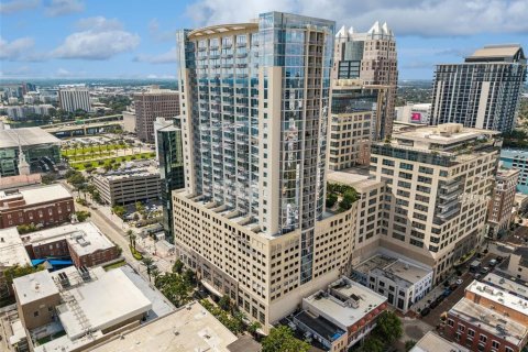 Condo in Orlando, Florida, 2 bedrooms № 2130839 - photo 5