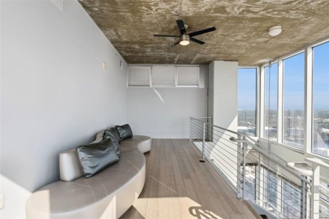 Condo in Orlando, Florida, 2 bedrooms № 2130839 - photo 27