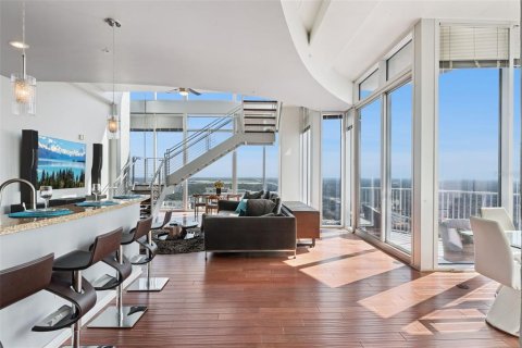 Condo in Orlando, Florida, 2 bedrooms № 2130839 - photo 18