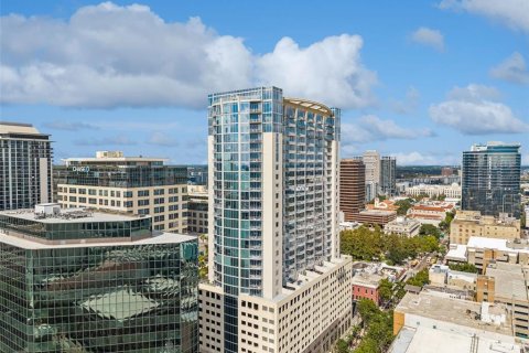 Condo in Orlando, Florida, 2 bedrooms № 2130839 - photo 6