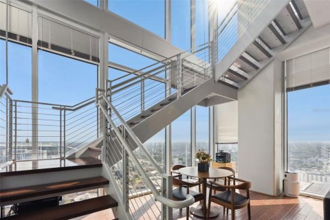 Condo in Orlando, Florida, 2 bedrooms № 2130839 - photo 25
