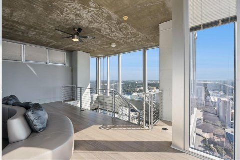 Condo in Orlando, Florida, 2 bedrooms № 2130839 - photo 29