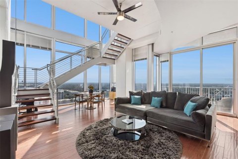 Condo in Orlando, Florida, 2 bedrooms № 2130839 - photo 15