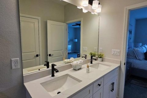 Touwnhouse à vendre à Seminole, Floride: 3 chambres, 183.67 m2 № 2099375 - photo 8