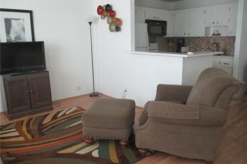 Copropriété à louer à Sun City Center, Floride: 1 chambre, 74.32 m2 № 2122412 - photo 3
