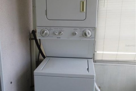 Copropriété à louer à Sun City Center, Floride: 1 chambre, 74.32 m2 № 2122412 - photo 13