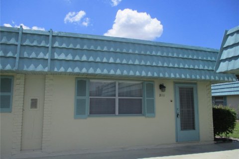 Condo à Sun City Center, Floride, 1 chambre № 2122412