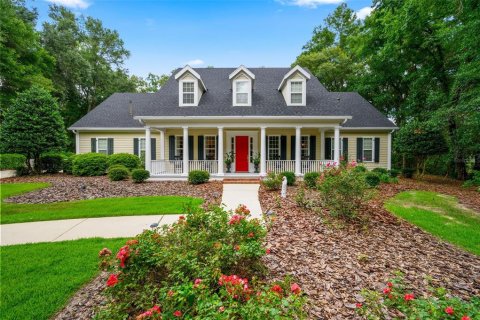 Casa en Gainesville, Florida 4 dormitorios, 373.84 m2 № 2131078