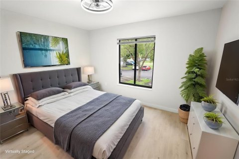 Condo in Tarpon Springs, Florida, 2 bedrooms  № 1799712 - photo 18