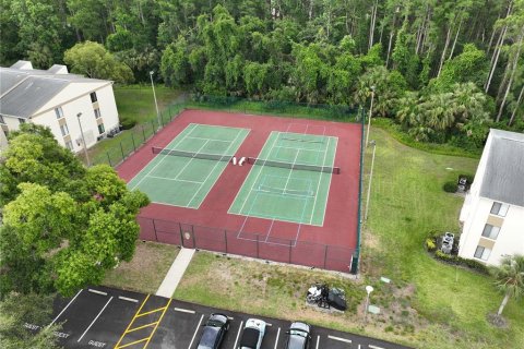 Condo in Tarpon Springs, Florida, 2 bedrooms  № 1799712 - photo 28