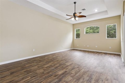 Villa ou maison à vendre à Fruitland Park, Floride: 3 chambres, 274.53 m2 № 2413608 - photo 27