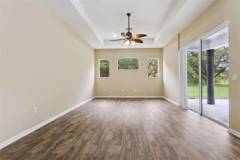 Villa ou maison à vendre à Fruitland Park, Floride: 3 chambres, 274.53 m2 № 2413608 - photo 28
