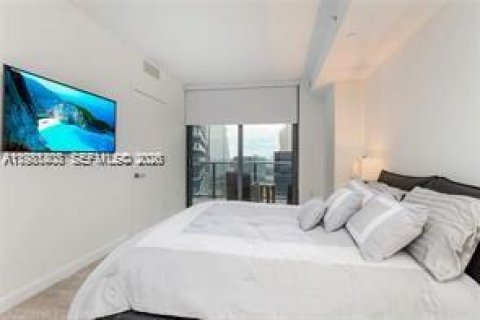 Condo in Miami, Florida, 2 bedrooms  № 2043256 - photo 16