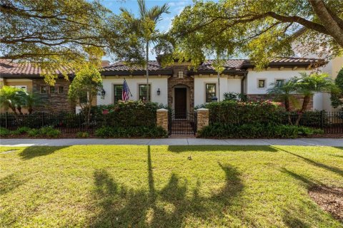 Casa en Venice, Florida 2 dormitorios, 199.93 m2 № 2362627
