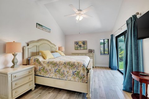 House in Jupiter, Florida 3 bedrooms, 175.49 sq.m. № 2147117 - photo 16
