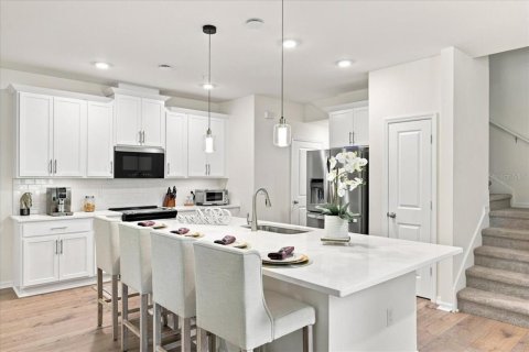 Touwnhouse à vendre à Sanford, Floride: 3 chambres, 173.73 m2 № 2322357 - photo 5
