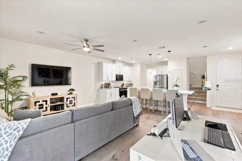 Touwnhouse à vendre à Sanford, Floride: 3 chambres, 173.73 m2 № 2322357 - photo 15