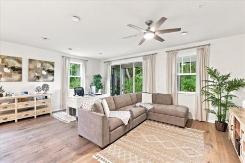 Touwnhouse à vendre à Sanford, Floride: 3 chambres, 173.73 m2 № 2322357 - photo 12