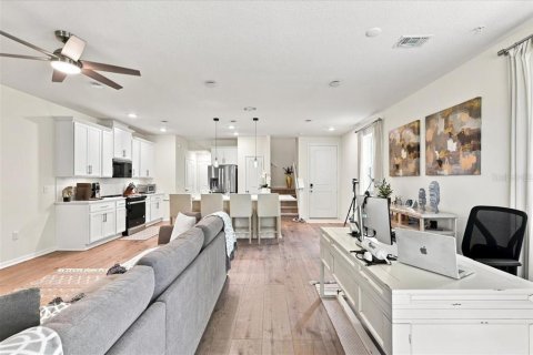 Touwnhouse à vendre à Sanford, Floride: 3 chambres, 173.73 m2 № 2322357 - photo 18