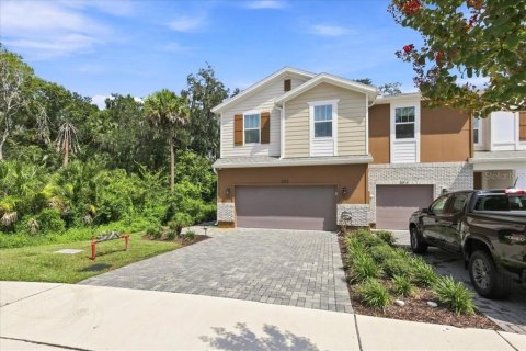 Touwnhouse à vendre à Sanford, Floride: 3 chambres, 173.73 m2 № 2322357 - photo 3