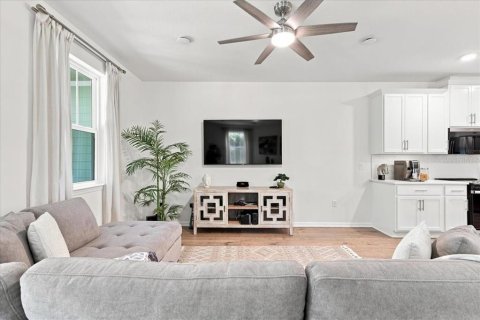 Touwnhouse à vendre à Sanford, Floride: 3 chambres, 173.73 m2 № 2322357 - photo 17