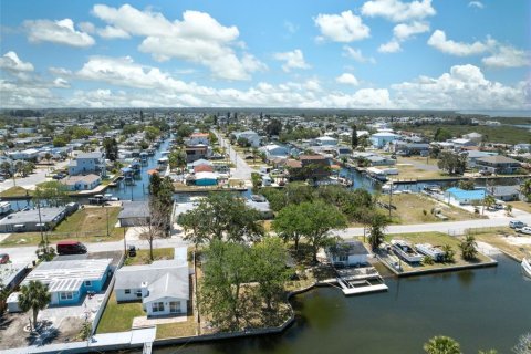 House in Hudson, Florida 2 bedrooms, 67.63 sq.m. № 1717349 - photo 29