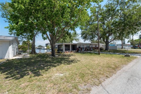 House in Hudson, Florida 2 bedrooms, 67.63 sq.m. № 1717349 - photo 9