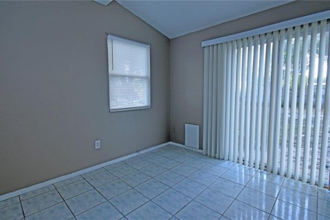 Casa en alquiler en Spring Hill, Florida, 2 dormitorios, 61.32 m2 № 2111638 - foto 14
