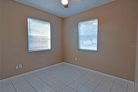 Casa en alquiler en Spring Hill, Florida, 2 dormitorios, 61.32 m2 № 2111638 - foto 15
